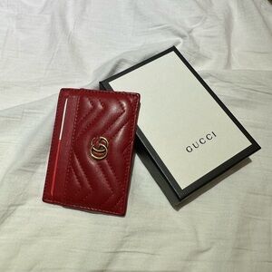 Red Gucci Marmont Cardholder